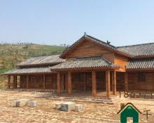 洛陽(yáng)萬安山山頂公園中式木屋實(shí)景圖